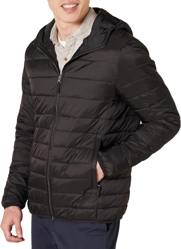 Men's Lightweight Water-Resistant Packable Hooded Puffer Jacket